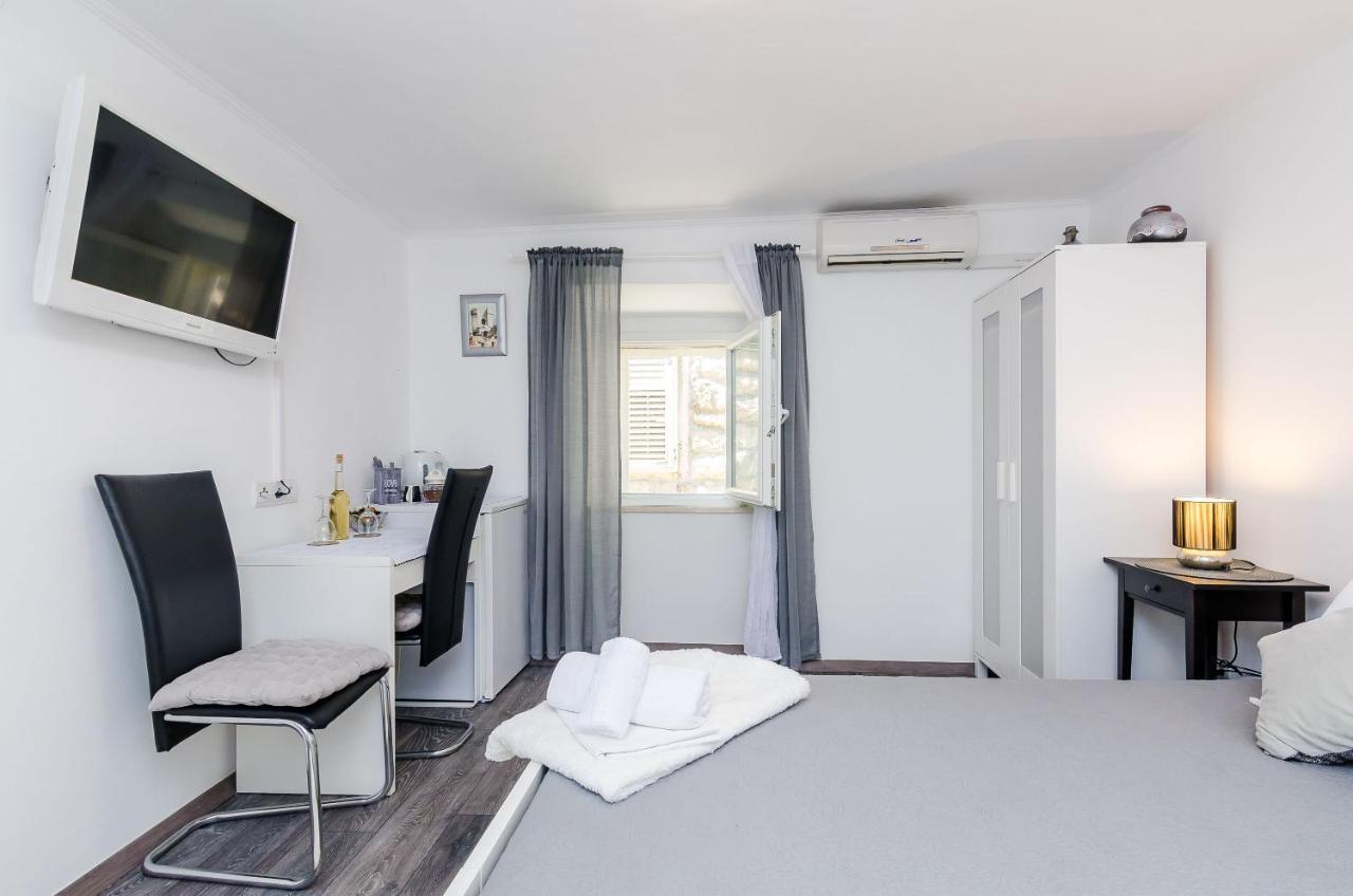Note Bene Rooms Dubrovnik Bagian luar foto